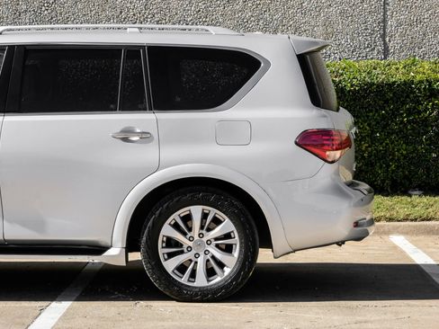 Used 2016 INFINITI QX80 2WD w/ Driver's Assistance Package image 14