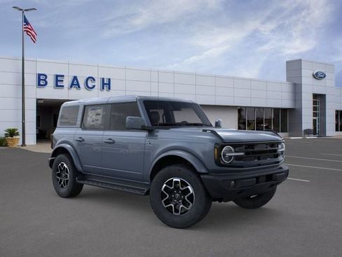 New 2025 Ford Bronco Outer Banks AWD/4WD image 7