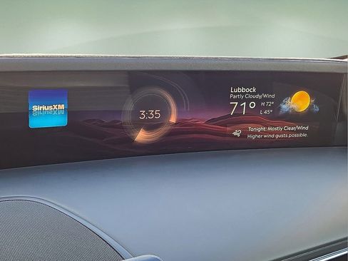 Used 2024 Lincoln Nautilus Reserve image 28