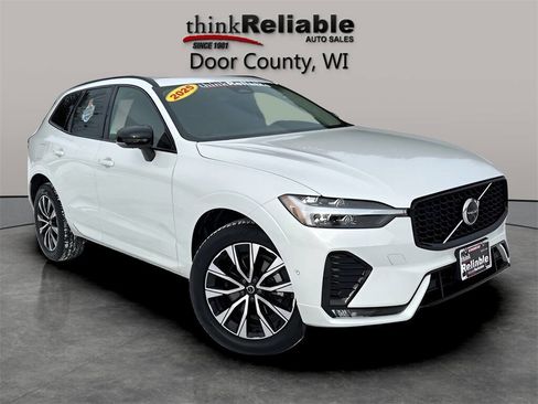 Used 2025 Volvo XC60 B5 Plus image 7