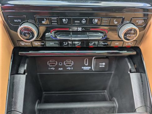 Used 2024 Jeep Grand Cherokee Summit AWD/4WD image 20