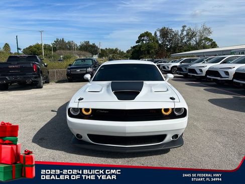 Used 2023 Dodge Challenger R/T Scat Pack w/ Plus Package image 3