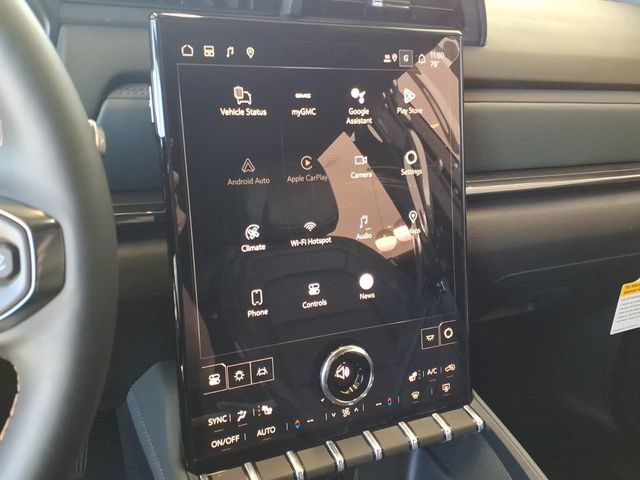 New 2026 GMC Terrain AT4 w/ LPO, Floor Liner Package AWD/4WD image 19