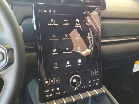 New 2026 GMC Terrain AT4 w/ LPO, Floor Liner Package AWD/4WD image 19
