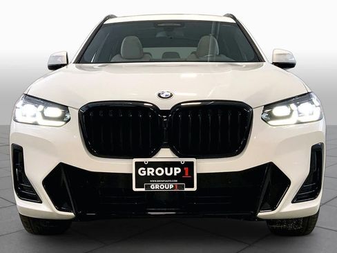 Used 2024 BMW X3 xDrive30i w/ Premium Package AWD/4WD image 3