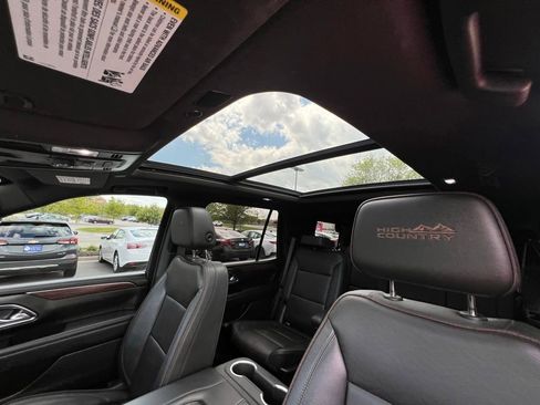 Used 2022 Chevrolet Tahoe High Country AWD/4WD image 22
