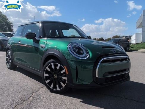 Used 2024 MINI Cooper SE FWD image 1