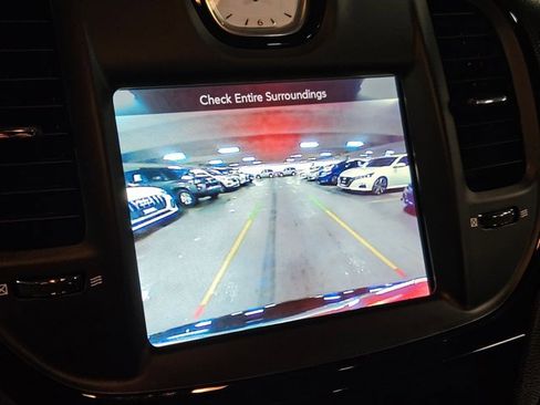 Used 2016 Chrysler 300 S image 13