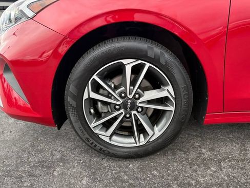 Certified 2023 Kia Forte LXS w/ LXS Technology Package FWD image 14