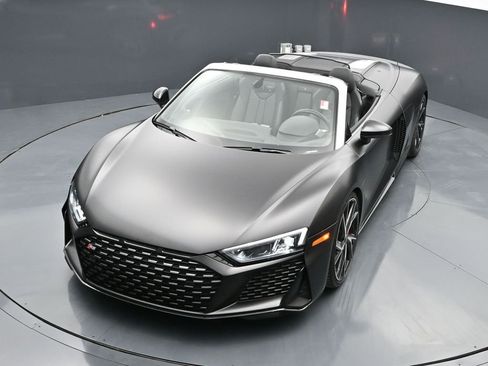 Used 2021 Audi R8 V10 w/ Premium Package image 45