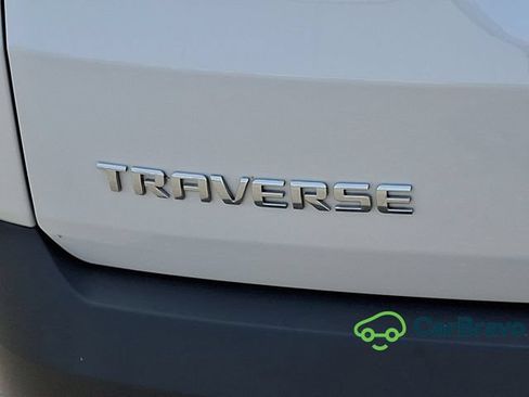 Used 2023 Chevrolet Traverse LT FWD image 32