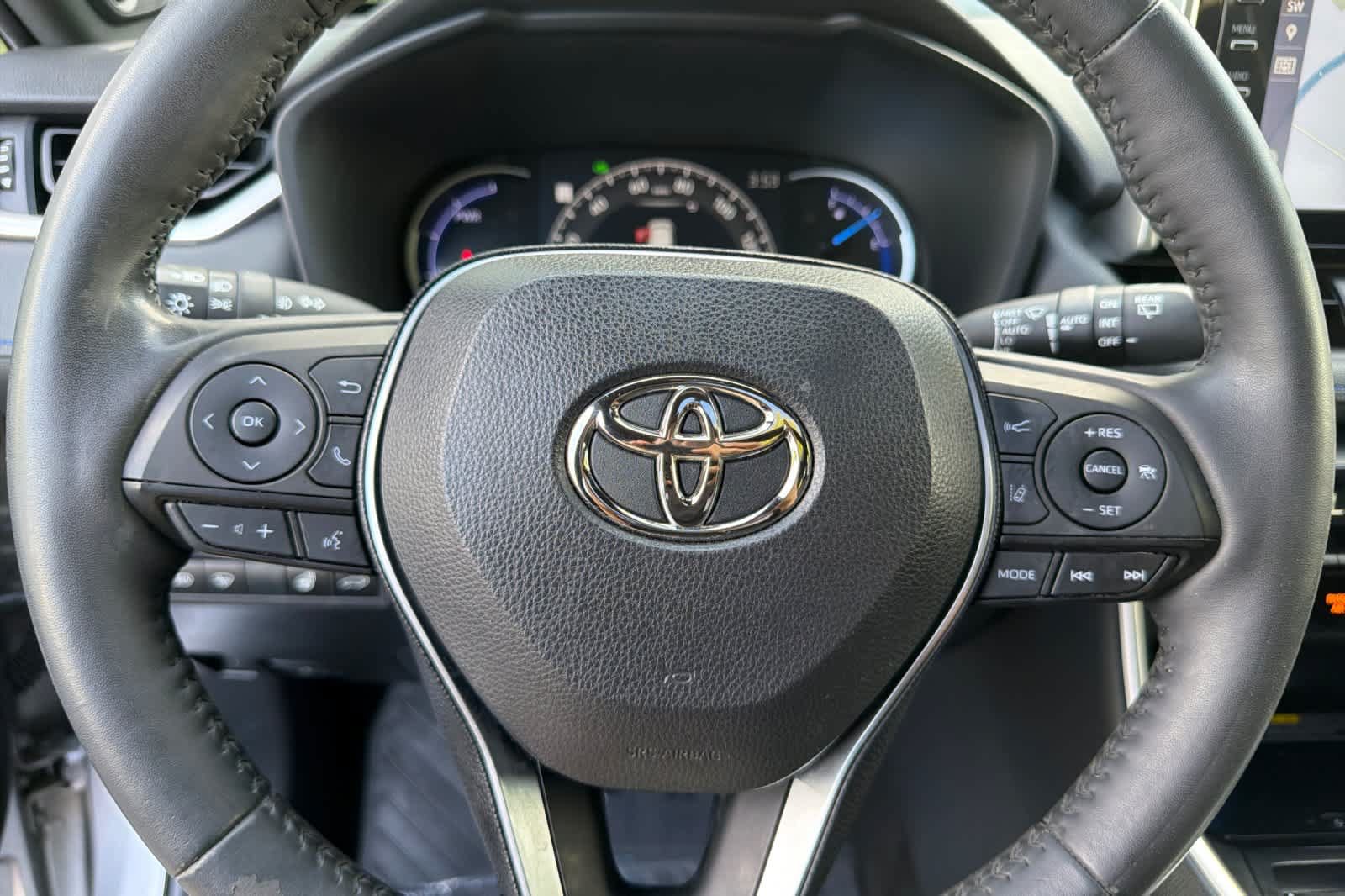 Used 2019 Toyota RAV4 XSE AWD/4WD image 26
