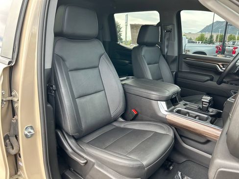 Used 2023 Chevrolet Silverado 1500 LT Trail Boss w/ LT Trail Boss Premium Package AWD/4WD image 17