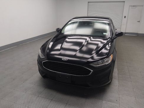 Used 2020 Ford Fusion S FWD image 15