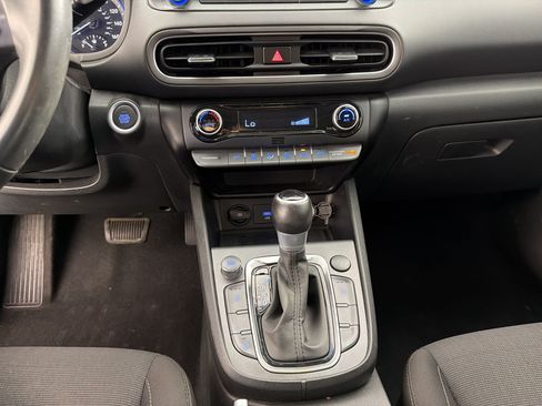Used 2022 Hyundai Kona SEL w/ Convenience Package FWD image 18