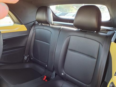 Used 2014 Volkswagen Beetle 2.5 image 21