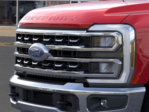 New 2026 Ford F250 Lariat w/ FX4 Off-Road Package image 17