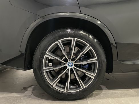Used 2024 BMW X5 xDrive50e w/ M Sport Package AWD/4WD image 9