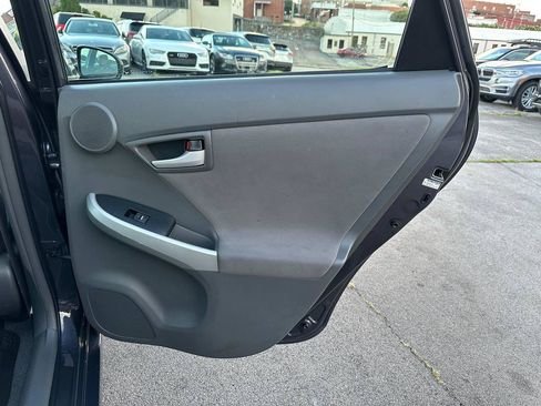 Used 2010 Toyota Prius FWD image 35