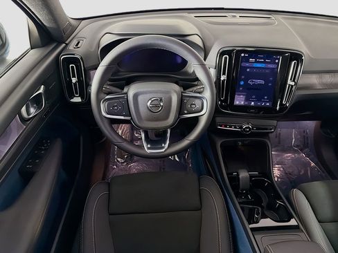 Certified 2023 Volvo XC40 Recharge Ultimate w/ Protection Package Premier AWD/4WD image 24