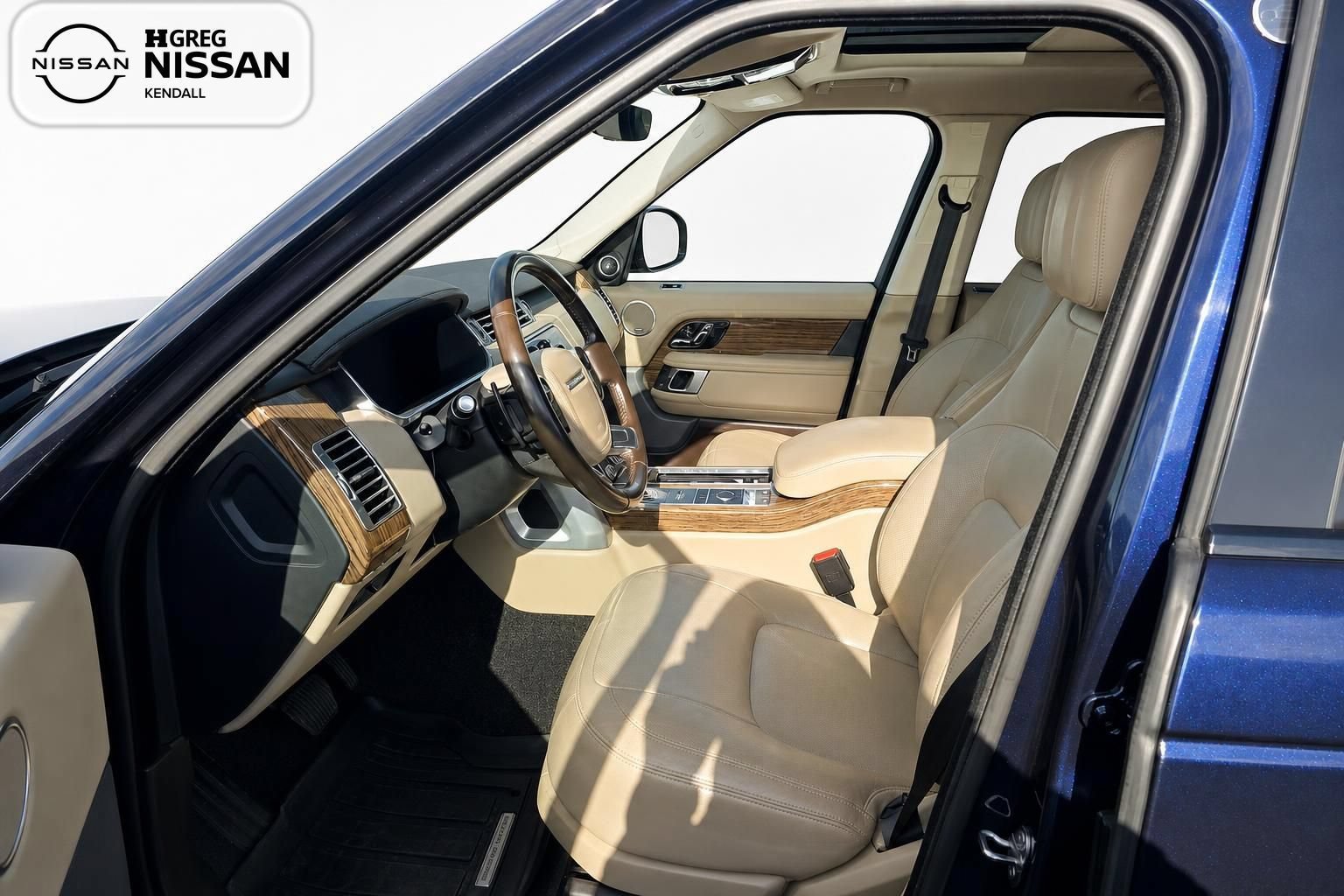 Used 2019 Land Rover Range Rover HSE AWD/4WD image 7