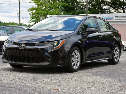 Used 2022 Toyota Corolla LE FWD image 8