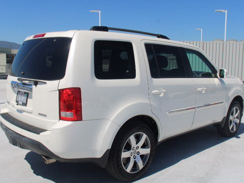Used 2015 Honda Pilot Touring image 3