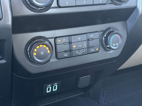 Used 2019 Ford F250 XLT w/ XLT Value Package image 17