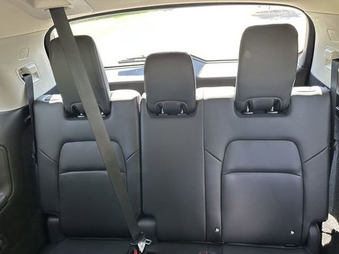 Certified 2025 Nissan Pathfinder SL AWD/4WD image 25