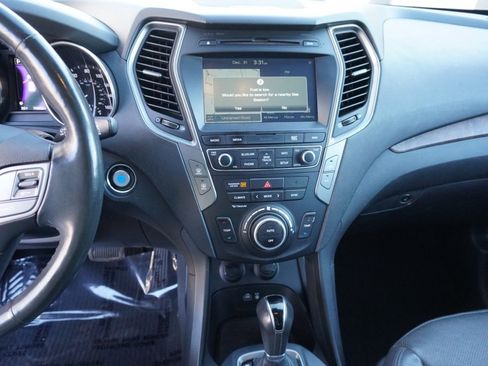 Used 2018 Hyundai Santa Fe Sport w/ Cargo Package image 19