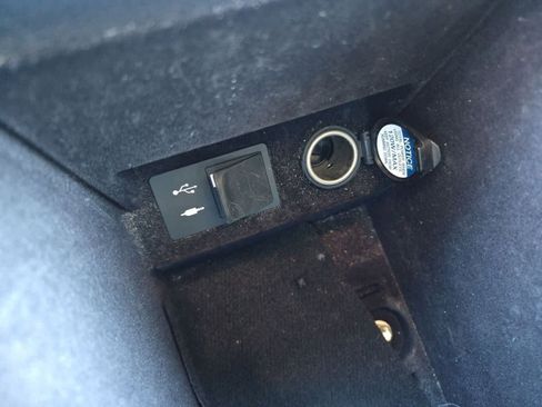 Used 2013 Lexus ES 350 4dr Sdn image 31