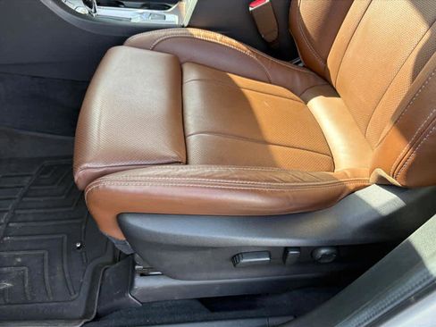 Used 2024 Subaru Ascent Touring image 23