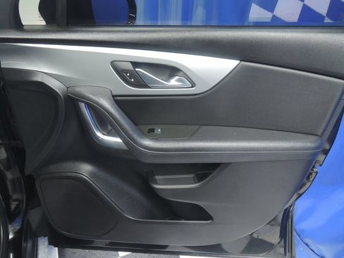 Used 2019 Chevrolet Blazer LT FWD image 37