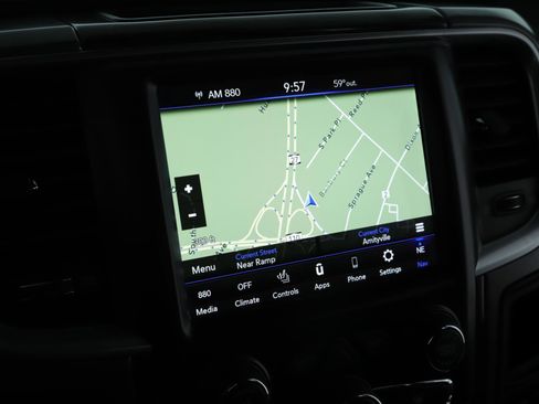 Used 2018 RAM 1500 Limited AWD/4WD image 15