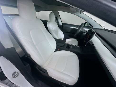 Used 2023 Tesla Model 3 Standard Range image 29