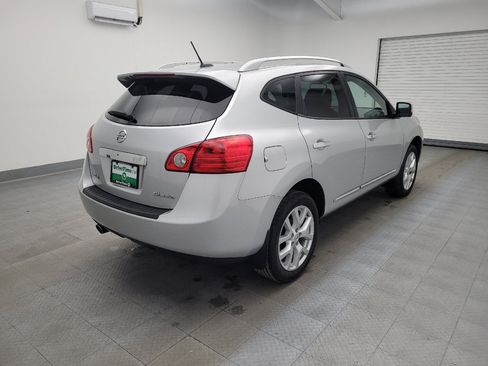 Used 2013 Nissan Rogue SL AWD/4WD image 9