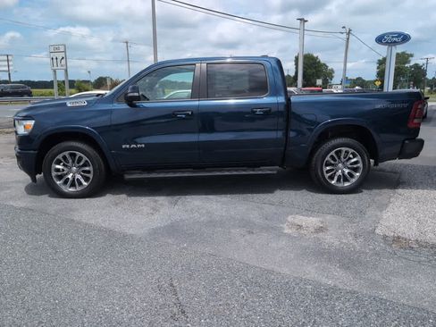 Used 2022 RAM 1500 Laramie w/ Sport Appearance Package AWD/4WD image 6