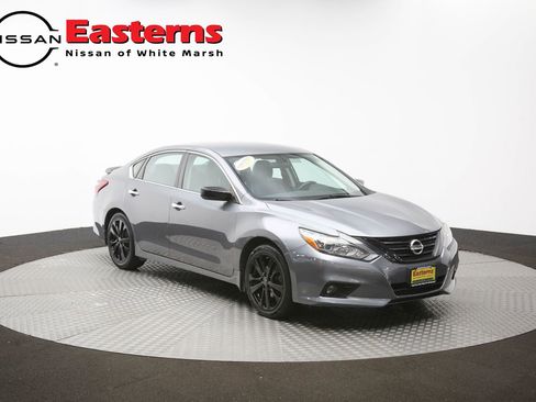 Used 2018 Nissan Altima 2.5 SR w/ SR Midnight Edition image 49