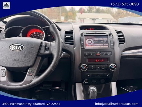 Used 2013 Kia Sorento SX w/ SX Premium Pkg FWD image 32
