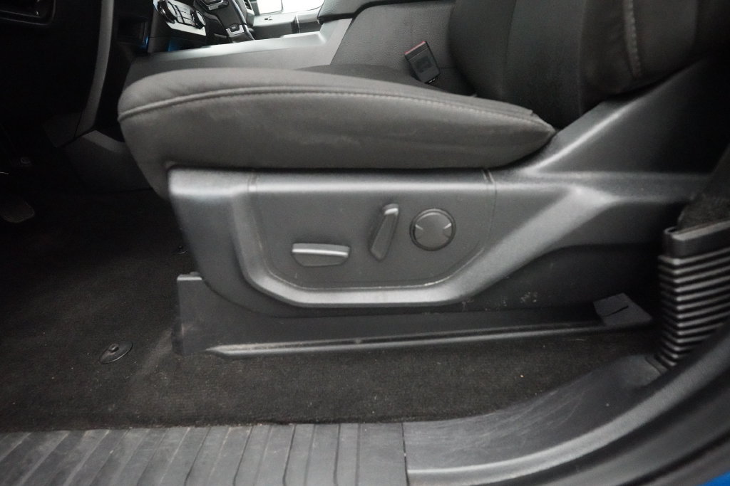 Used 2019 Ford F150 XLT w/ Equipment Group 302A Luxury AWD/4WD image 27