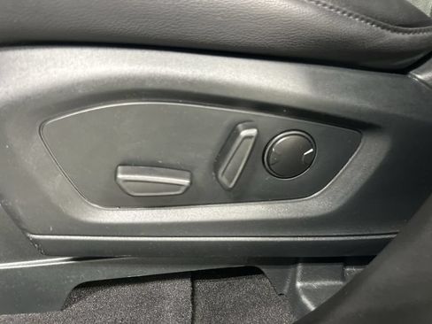 Used 2023 Ford Explorer ST-Line AWD/4WD image 10