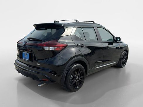Used 2021 Nissan Kicks SR w/ Interior Electronics Package FWD image 5