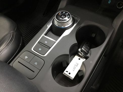 Used 2020 Ford Escape SEL AWD/4WD image 26