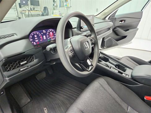 Used 2024 Honda Accord EX image 18