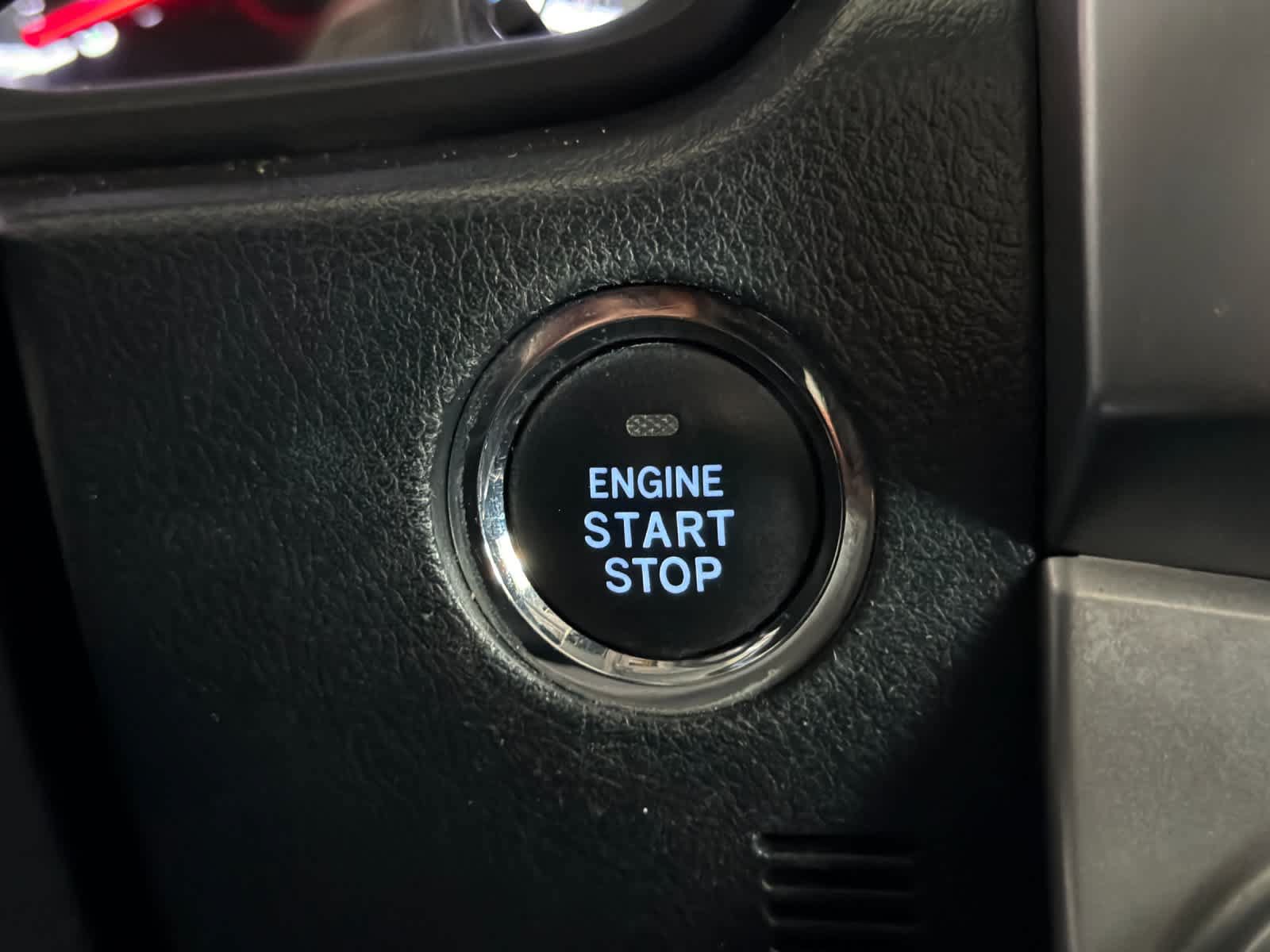 Used 2019 Toyota 4Runner Limited AWD/4WD image 26
