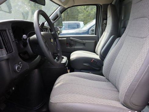 New 2025 Chevrolet Express 3500 w/ Power Convenience Package RWD image 17