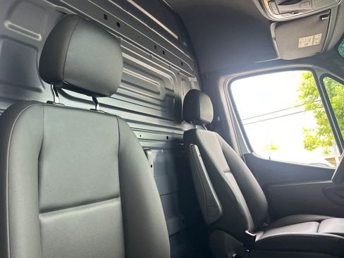 New 2025 Mercedes-Benz Sprinter 2500 image 15