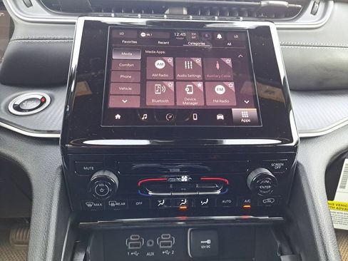 New 2025 Jeep Grand Cherokee Laredo X image 8