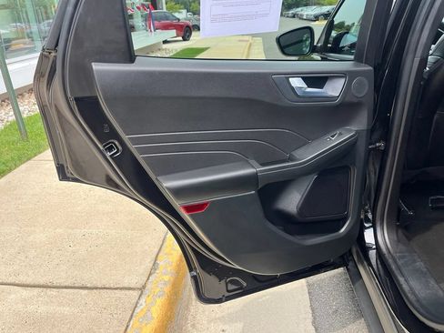 Used 2024 Ford Escape ST-Line Elite w/ Premium Technology Package AWD/4WD image 16