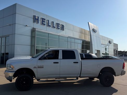 Used 2013 RAM 2500 Tradesman w/ Chrome Appearance Group AWD/4WD image 3